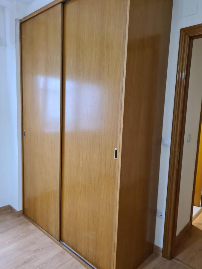 Habitacion Con Bano Privado- En Casa Familiar Beatriz Valência Exterior foto