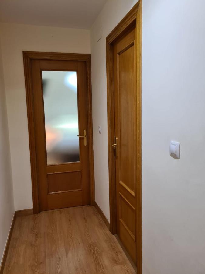Habitacion Con Bano Privado- En Casa Familiar Beatriz Valência Exterior foto